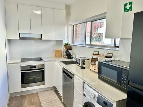 Apartment In Bondi Beach-StayBay - Accommodation Perth 3