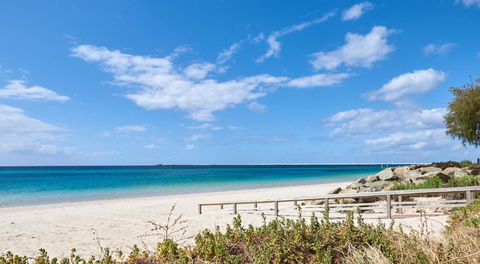 API Busselton Seaside Escape Apartments - Perth Resorts 3