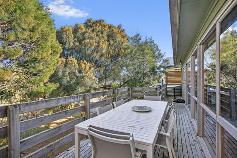 Apollo Bay People N Paws - Accommodation Perth 3