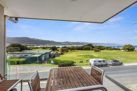 Apollo Blue 14 - Accommodation Perth 1