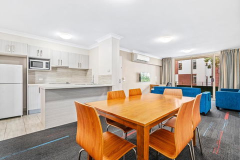 APX Parramatta - Accommodation Perth 3