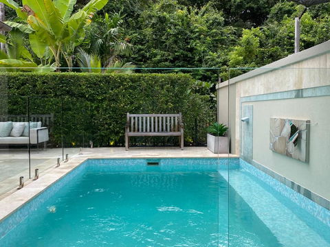 AQUA Beachfront Villa Port Douglas - Accommodation Perth 4