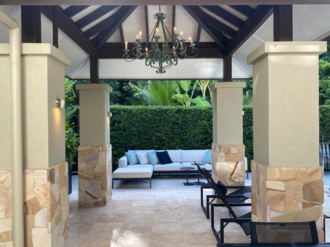 AQUA Beachfront Villa Port Douglas - Accommodation Perth 2