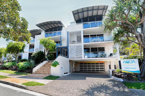Aqua Promenade Beachfront Holiday Apartments - Accommodation Perth 0