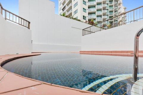 Aquarius Esplanade Retreat - Perth Resorts 2