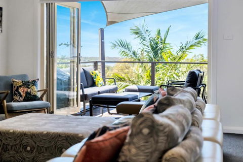 Aquavista Beach, Lake, Sun, And Sand - Accommodation Perth 3