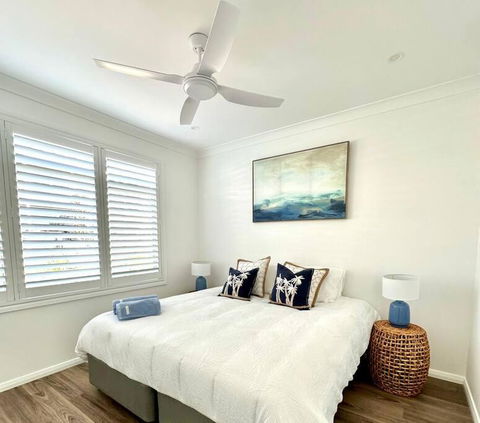 Aquila Beach Retreat - Accommodation Perth 4