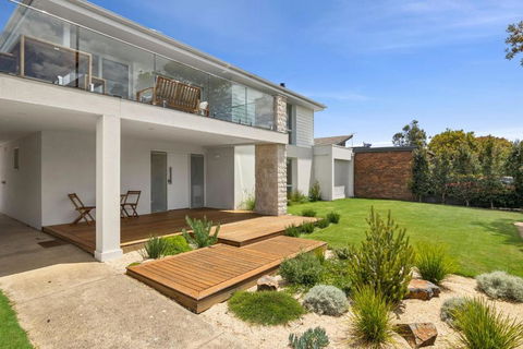 Aquilla By The Beach - Accommodation Perth 0