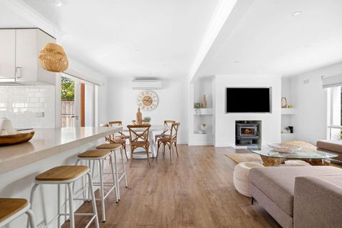 Aquilla By The Beach - Accommodation Perth 3