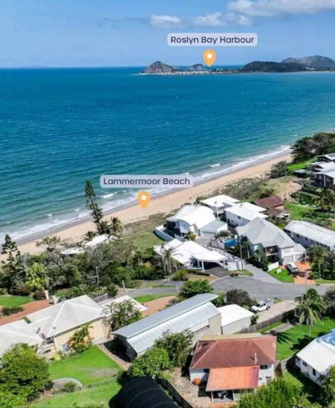 ARay At Cooee Bay - Apt B - Beach House Yeppoon - Accommodation Perth 0
