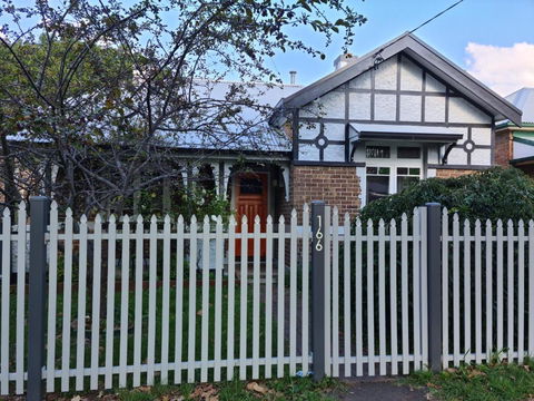 Arden On McLachlan - Accommodation Perth 0