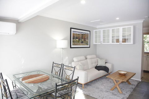 Armidale Cottage - All You Need On Taylor - Accommodation Perth 0