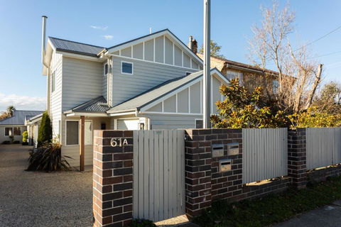 Armidale Cottage - House 1 - Accommodation Perth 1