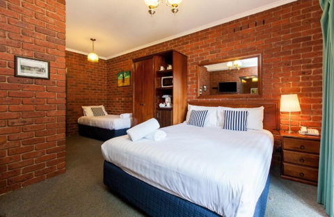 Armour Motor Inn - Accommodation Perth 2