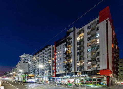 Arrow On Swanston - Accommodation Perth 3