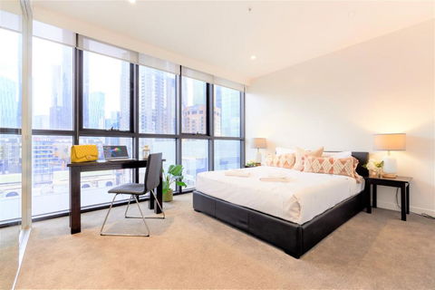 Arrow On Swanston - Accommodation Perth 2