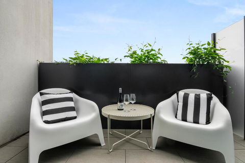 Art Deco - Collingwood Hideaway - Accommodation Perth 2