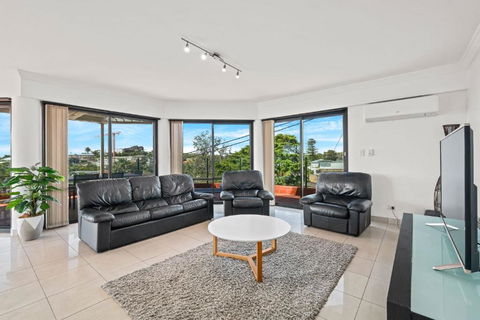 Ash Sienna - Accommodation Perth 3