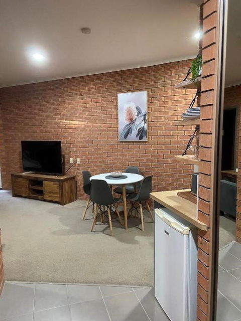 Ashleigh Court Motor Inn - Accommodation Perth 4