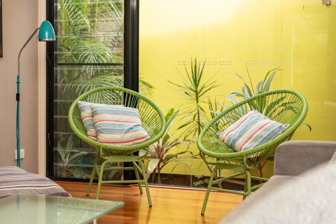 At Lizzie - Accommodation Perth 3