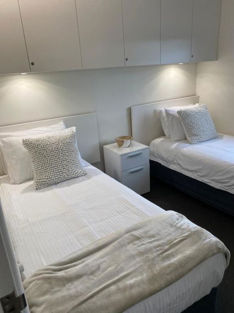 At The Beach Mooloolaba, Private Rooftop With Spa, 50m To Beach, Surfclub And Esplanade - Accommodation Perth 4
