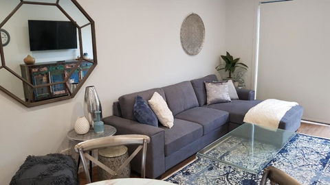 At Home Apartments - Accommodation Perth 3