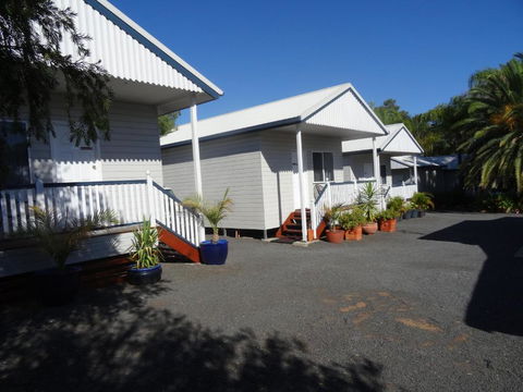 Augathella Palms Motel - Perth Resorts 0