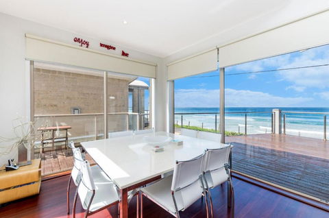 Auldys - Accommodation Perth 2