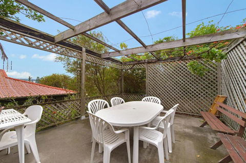 Aurelia, 14 Stewart Street - Accommodation Perth 3