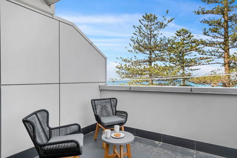 Austi Beach Escape - A Dreamy Oceanfront Haven - Accommodation Perth 2