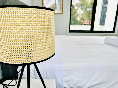 Austral Newly Built Modern 3 Br Home - Accommodation Perth 4