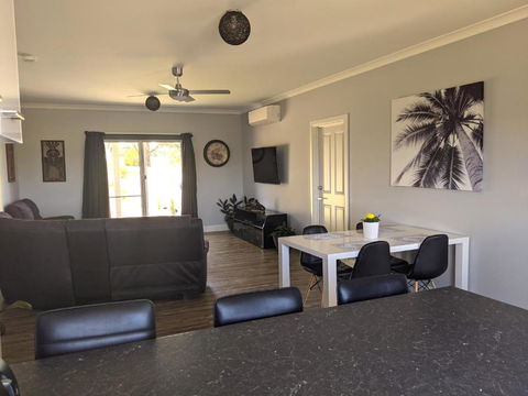 Australian Wildlife At Your Door - Accommodation Perth 4