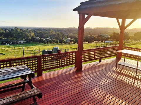Auyea Farm 3BR Entire House - 7 Mins To Gumbuya World - Accommodation Perth 0