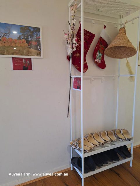 Auyea Farm 3BR Entire House - 7 Mins To Gumbuya World - Accommodation Perth 3