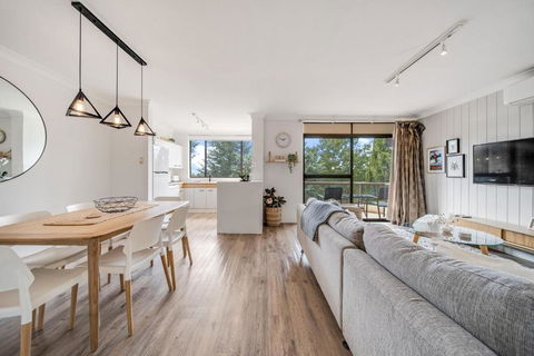 Avalanche 3 - 3BR Apartment L Central Location L Balcony L WiFi - Accommodation Perth 0