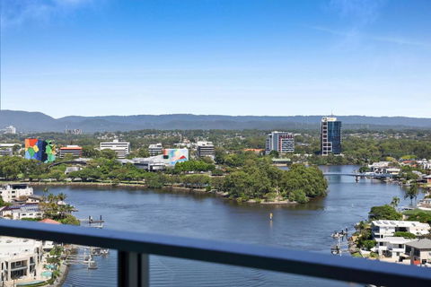 Avalon Apartments - QStay - Accommodation Perth 1