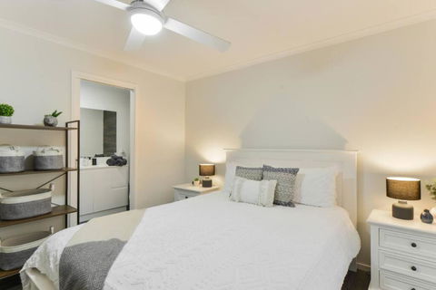 Avenue Family Retreat - Accommodation Perth 2