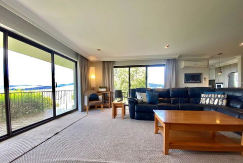 Aviemore 4 14 Cobbodah Street - Perth Resorts 3