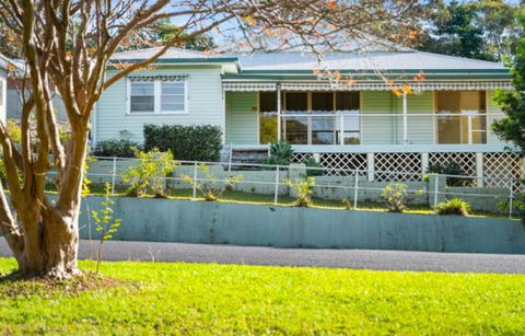 Azalea Grove - Family Or Friends Getaway - Accommodation Perth 1