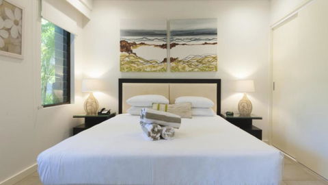 AZURE 125 Port Douglas - Accommodation Perth 2