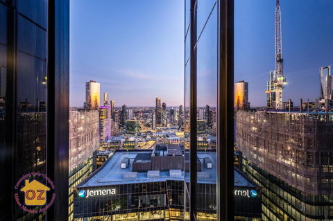 Aussie Escape Apartments-Skyline Collins Tower - Accommodation Perth 0
