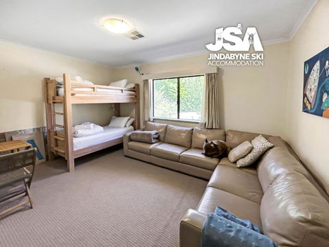 Avalon - Accommodation Perth 4