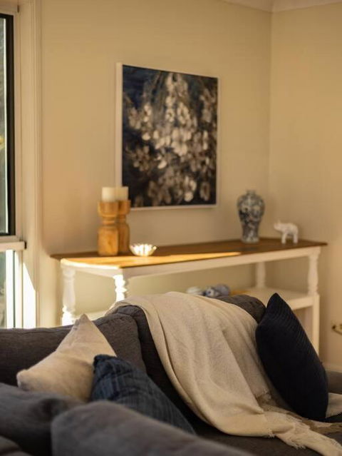 Arcadia 5BR Golfside Parkview Mansion-Tranquil, Huge Deck - Accommodation Perth 2