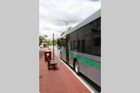 B8 Crawley Apartment 1 BRM & Sleepout Near UWA - Accommodation Perth 1