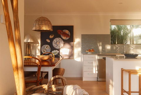 BAY PROPERTIES . Seadrifter - Accommodation Perth 4
