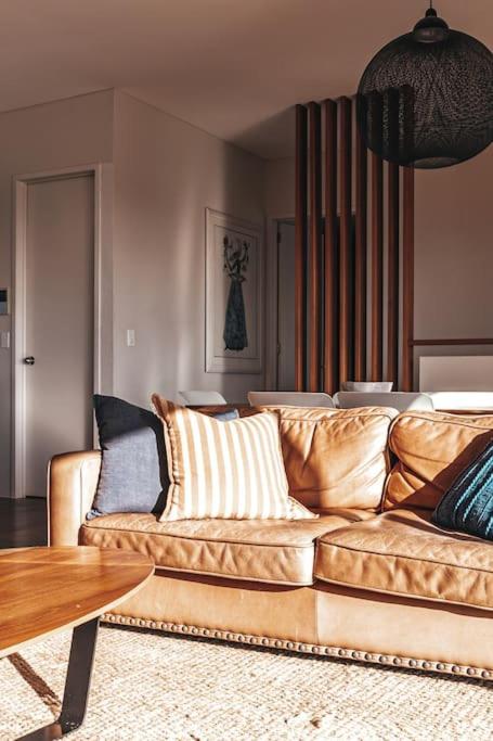 BAY PROPERTIES . The Chill - Accommodation Perth 1