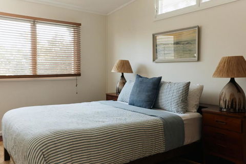 BAY PROPERTIES . The Sailors Upper Deck - Accommodation Perth 4
