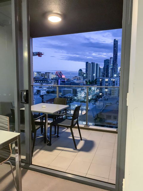 M&A Apartments - Accommodation Perth 9