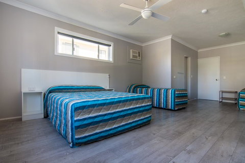 Burleigh Gold Coast Motel - Perth Resorts 1