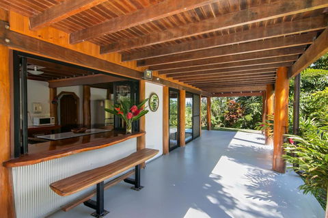 Daintree Manor B&B - Perth Resorts 5